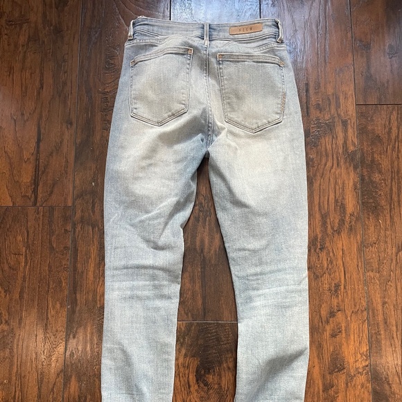 Neuw Jeans - Picture 6 of 6